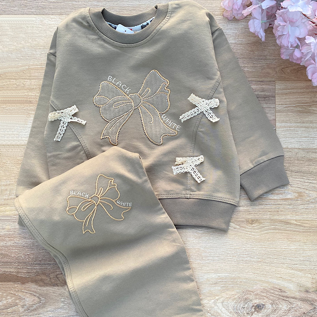 IMG_2025-11-04-201137 blank